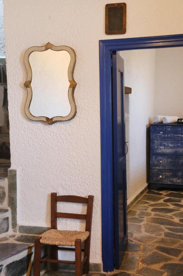 Le petit château Áno Sýros Extérieur photo