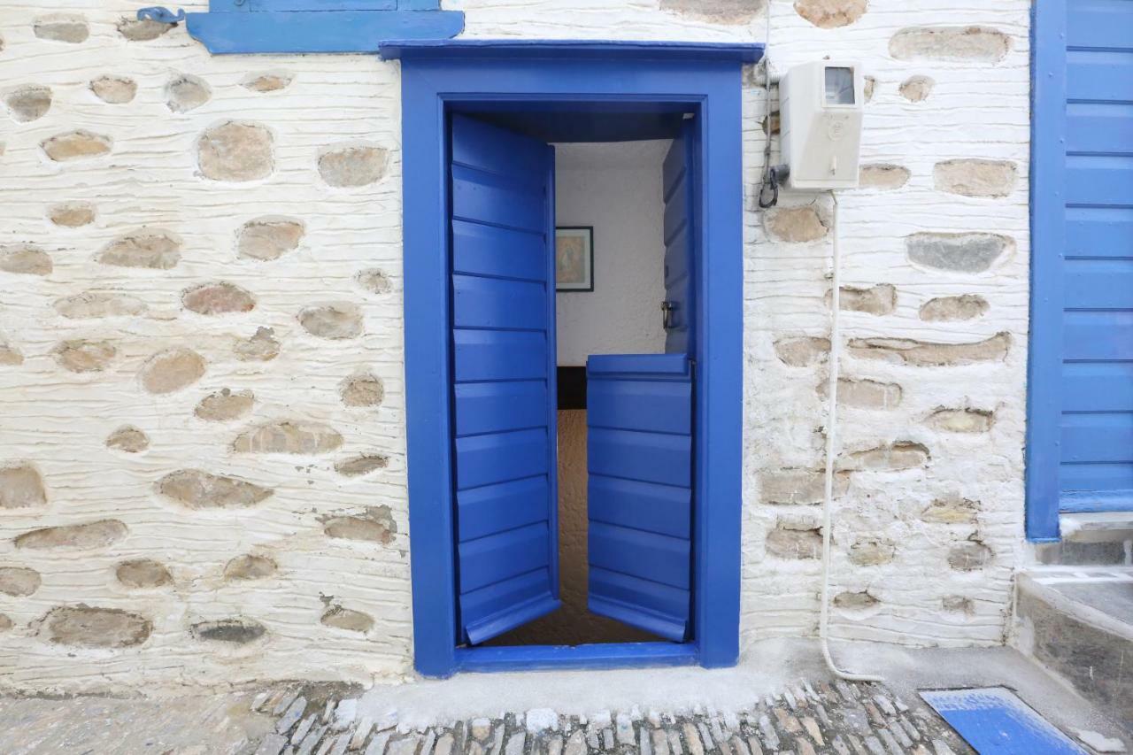 Le petit château Áno Sýros Extérieur photo